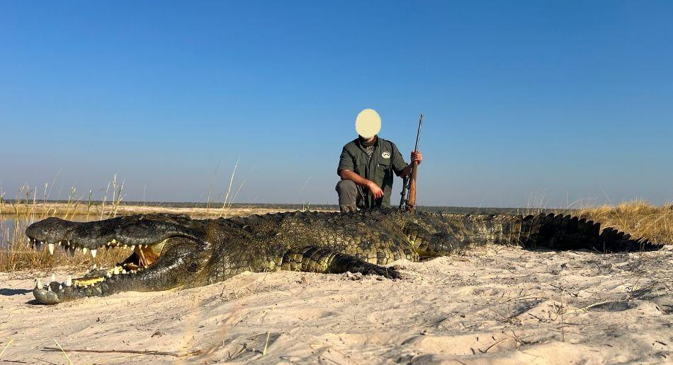 Leopard Hunting in Namibia & Brown Hyena Cancelation Hunt