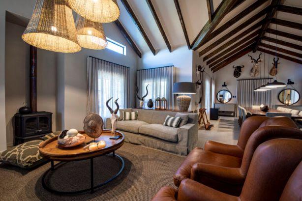 Leopard Hunting in Namibia & Brown Hyena Cancelation Hunt