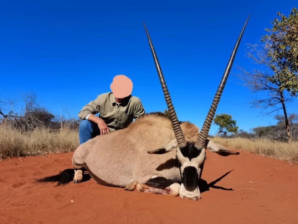 Leopard Hunting in Namibia & Brown Hyena Cancelation Hunt