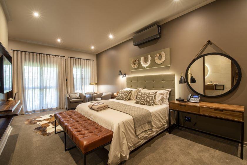 Leopard Hunting in Namibia & Brown Hyena Cancelation Hunt