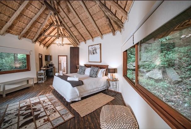 Leopard Hunting in Namibia & Brown Hyena Cancelation Hunt