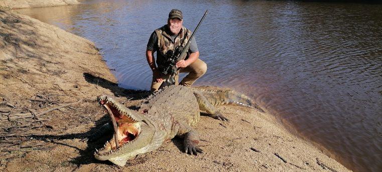 Leopard Hunting in Namibia & Brown Hyena Cancelation Hunt