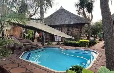 Leopard Hunting in Namibia & Brown Hyena Cancelation Hunt