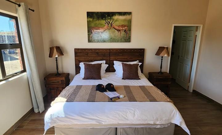 Leopard Hunting in Namibia & Brown Hyena Cancelation Hunt