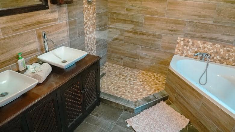 Leopard Hunting in Namibia & Brown Hyena Cancelation Hunt