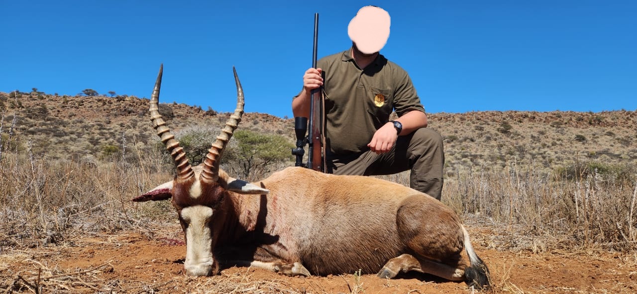 Leopard Hunting in Namibia & Brown Hyena Cancelation Hunt